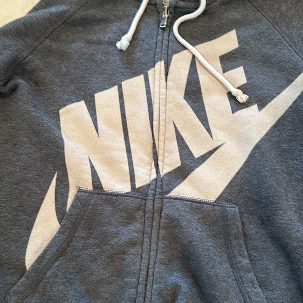 Nike Hoodie Jacket Size Medium - Picture 3 of 11